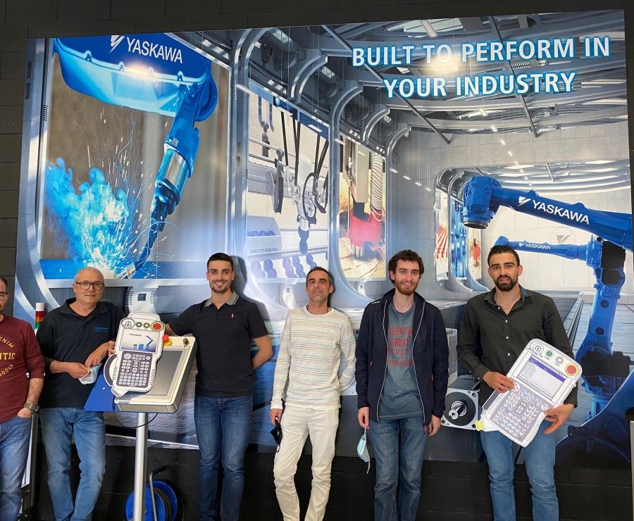 Equipa Técnica da Roboplan realiza formação certificada Yaskawa